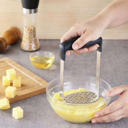 Heavy-Duty Stainless Steel Potato Masher – Manual Handheld Vegetable Crusher & Kitchen Mashing Tool