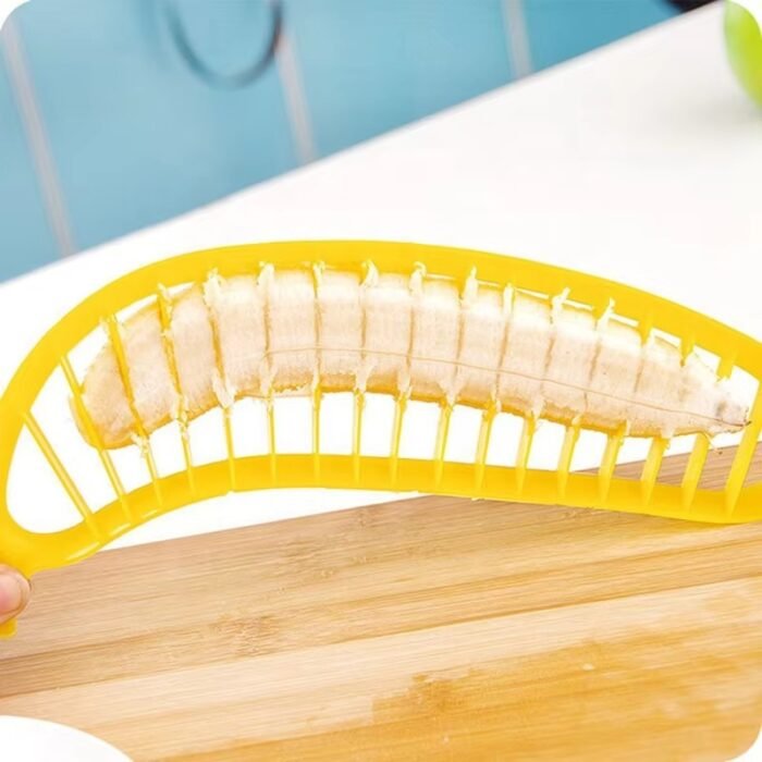 Banana Slicer Cutter – Practical Plastic Fruit Chopper & Salad Peeler for Effortless Even Slices