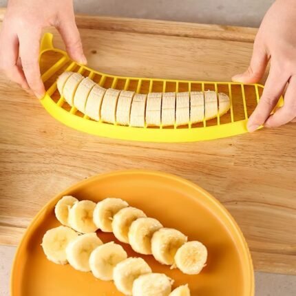 Banana Slicer Cutter – Practical Plastic Fruit Chopper & Salad Peeler for Effortless Even Slices