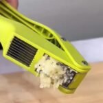 Dual-Function Garlic Press & Slicer – Stainless Steel Kitchen Tool for Garlic Puree, Slices & Mashing