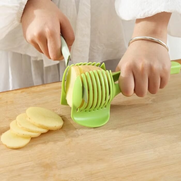 Ergonomic Plastic Tomato & Fruit Slicer Clip – Safe and Effortless Slicing Tool