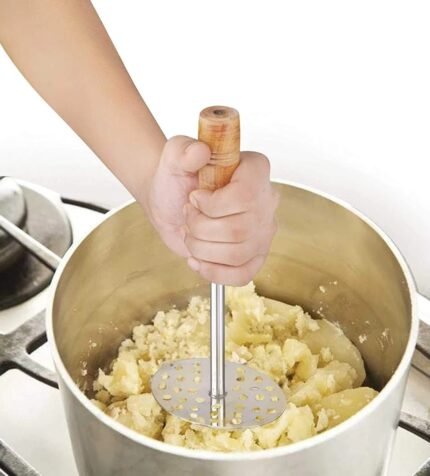 Heavy-Duty Stainless Steel Potato Masher with Non-Slip Wooden Handle – Fruit & Vegetable Masher Kitchen Tool