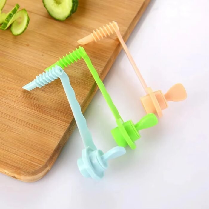 Manual Spiral Vegetable Cutter – Potato, Cucumber, Carrot Twister Slicer Spiralizer for Kitchen Salads & Garnishing
