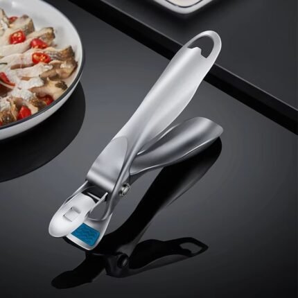 Stainless Steel Kitchen Tray Clip – Anti-Scald Heat Resistant Plate Lifter with Non-Slip Silicone Grip