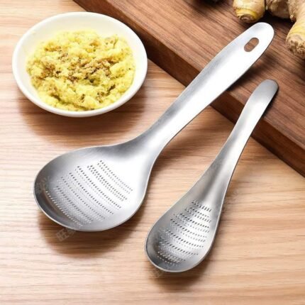 Stainless Steel Manual Ginger & Garlic Grinder – Multi-Function Kitchen Tool for Pureeing Spices, Herbs & Vegetables